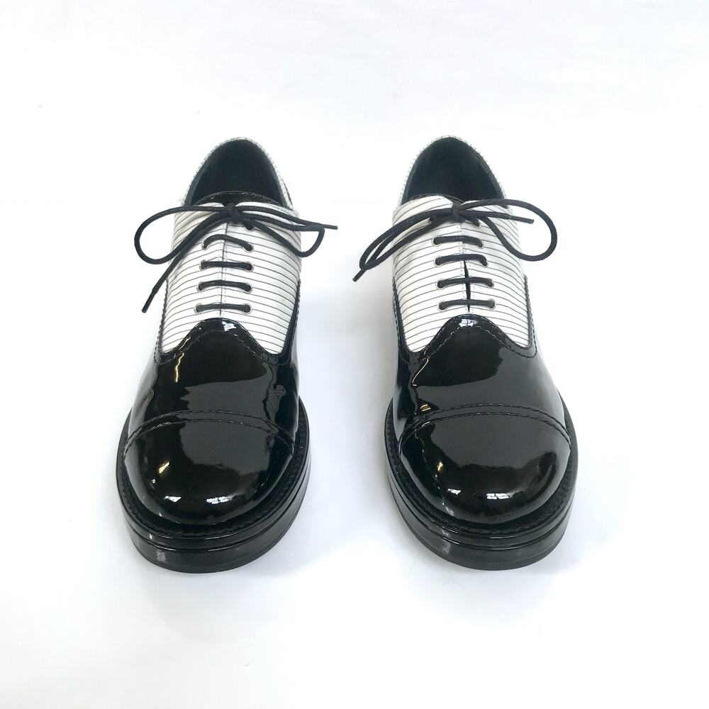 🪄100% Auth CHANEL Chunky Black Patent Pinstripe Lace Up Oxford Shoes sz 42 12 - Picture 2 of 14